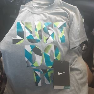 "Just do it" Nike kids shirt